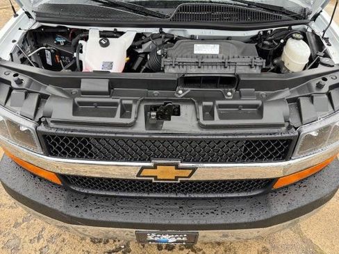 New 2025 Chevrolet Express 2500 w/ Driver Convenience Package RWD image 32