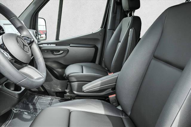 New 2026 Mercedes-Benz Sprinter 2500 image 11