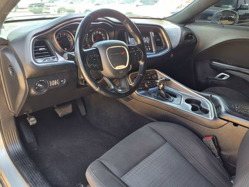 Used 2021 Dodge Challenger SXT RWD image 18