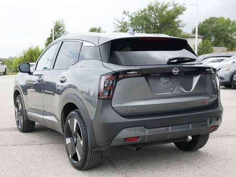 Used 2025 Nissan Kicks SR w/ SR Premium Package AWD/4WD image 6