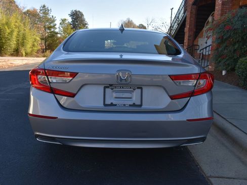 Used 2020 Honda Accord EX-L image 6