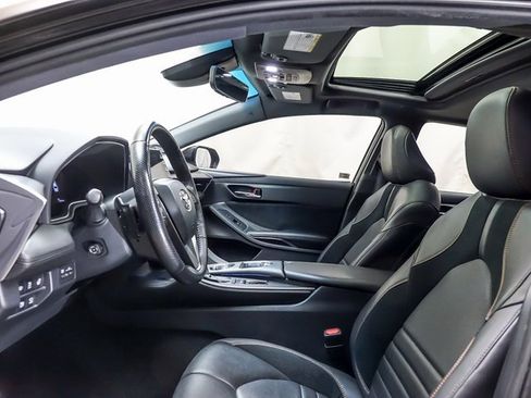 Certified 2022 Toyota Avalon Touring image 9