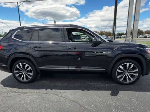 Used 2022 Volkswagen Atlas SEL Premium AWD/4WD image 9