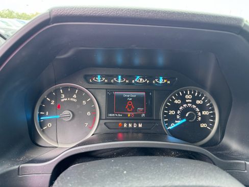 Used 2018 Ford F150 XLT w/ Equipment Group 302A Luxury AWD/4WD image 14