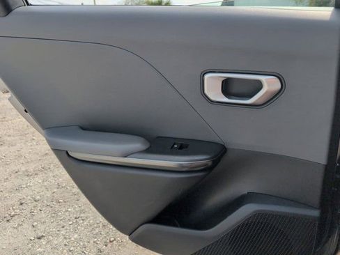 Used 2025 Kia K4 FWD image 26