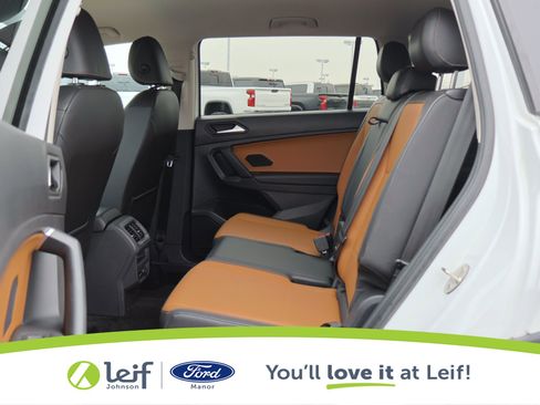 Used 2019 Volkswagen Tiguan SE image 27