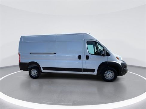 Used 2023 RAM ProMaster 2500 image 2