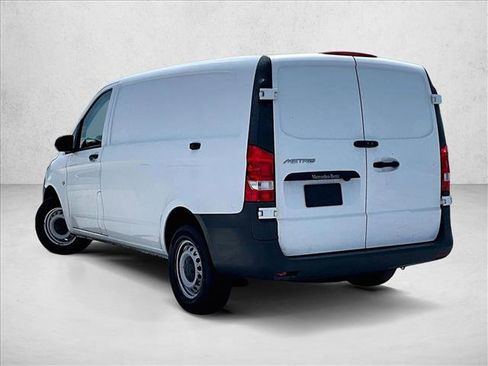 Used 2022 Mercedes-Benz Metris image 13