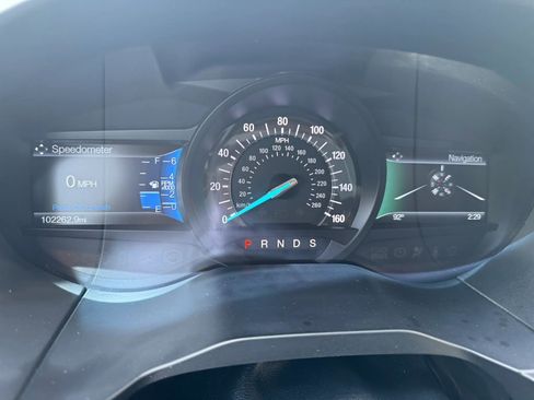 Used 2016 Ford Edge SEL w/ Equipment Group 201A AWD/4WD image 23