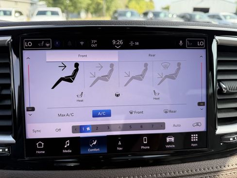 Used 2021 Chrysler Pacifica Touring-L w/ Premium & Safety Sphere Group AWD/4WD image 27