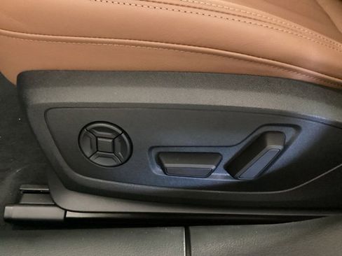 Used 2025 Audi A6 Premium Plus w/ Premium Plus Package image 15