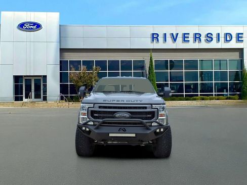 Used 2022 Ford F350 Lariat w/ Tremor Off-Road Package AWD/4WD image 2