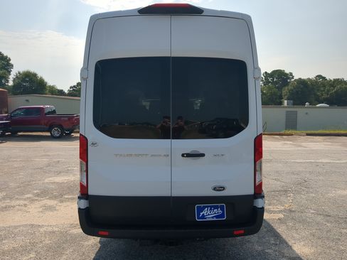 Certified 2025 Ford Transit 350 XLT RWD image 4