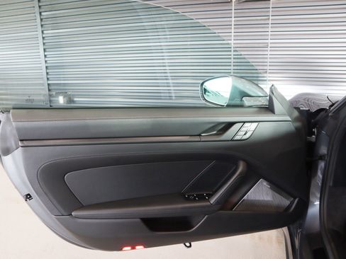 Used 2025 Porsche 911 Carrera 4 GTS image 28