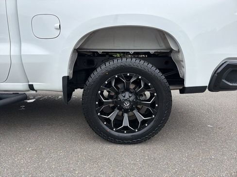 Used 2021 Chevrolet Silverado 1500 LT Trail Boss w/ LPO, Dark Essentials Package AWD/4WD image 20