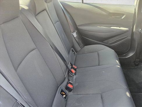 Used 2025 Toyota Corolla LE image 19
