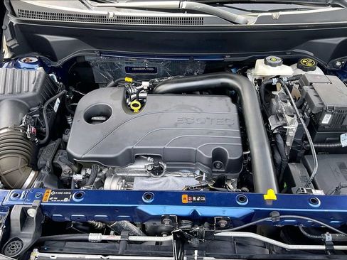 Used 2023 Chevrolet Equinox LS AWD/4WD image 29