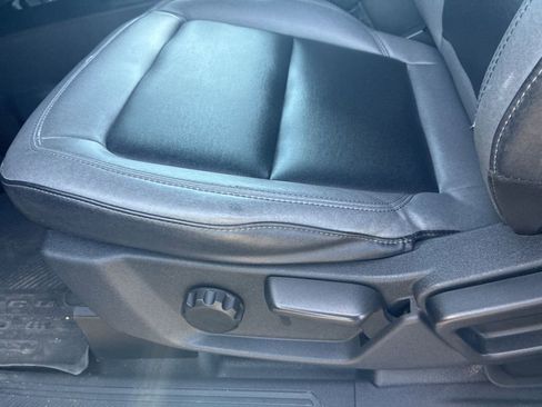 Used 2023 Ford Bronco Black Diamond w/ Sasquatch Package image 10