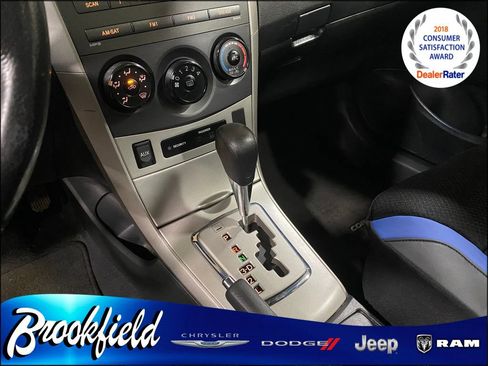 Used 2010 Toyota Corolla image 22