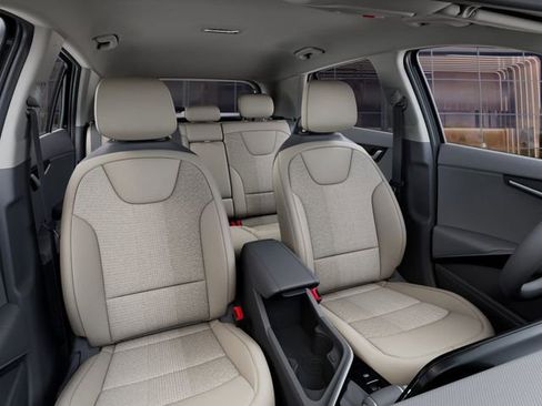 Used 2025 Kia Niro EX image 15