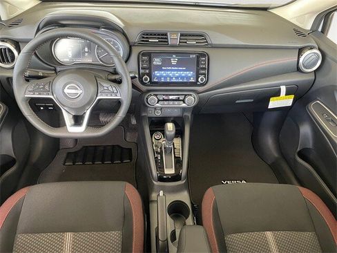 New 2025 Nissan Versa SR w/ Trunk Package image 10