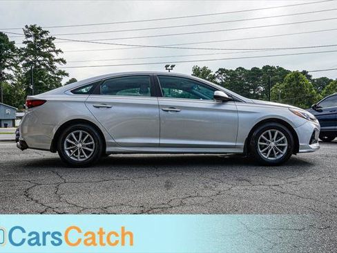 Used 2019 Hyundai Sonata SE w/ Cargo Package FWD image 10