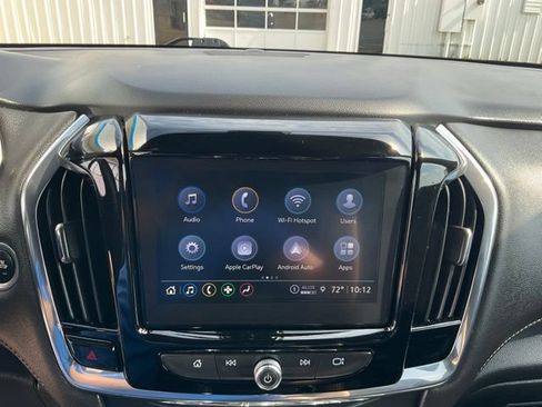 Used 2023 Chevrolet Traverse LT w/ LPO, Floor Liner Package AWD/4WD image 14