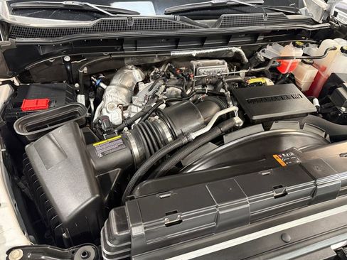 Used 2023 Chevrolet Silverado 2500 High Country w/ Z71 Off-Road Package AWD/4WD image 40