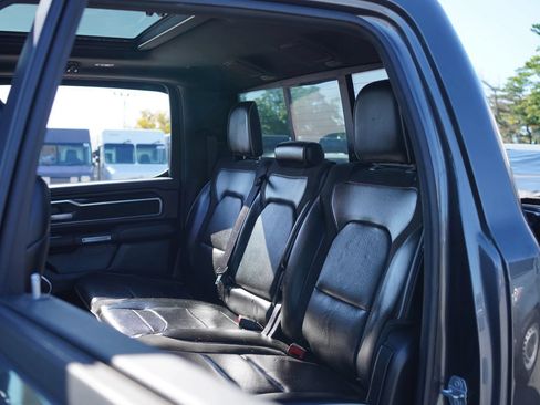 Used 2020 RAM 1500 Laramie w/ Sport Appearance Package AWD/4WD image 19