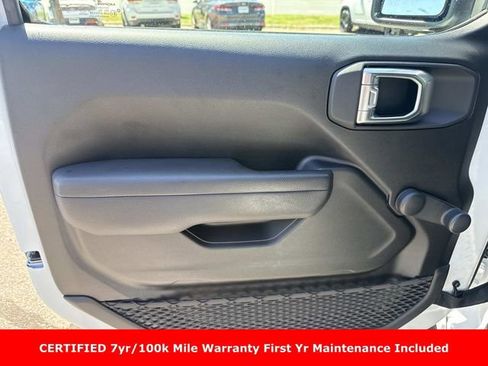 Used 2024 Jeep Wrangler Sport AWD/4WD image 13