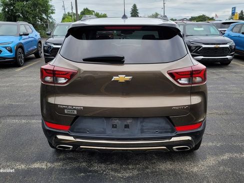 Used 2021 Chevrolet TrailBlazer ACTIV w/ Sun and Liftgate Package FWD image 5