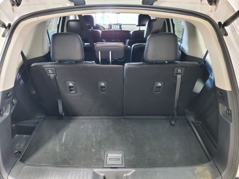 Certified 2024 Honda Pilot Touring image 10