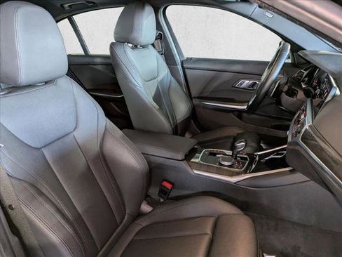 Used 2020 BMW 330i Sedan w/ Driving Assistance Package image 22