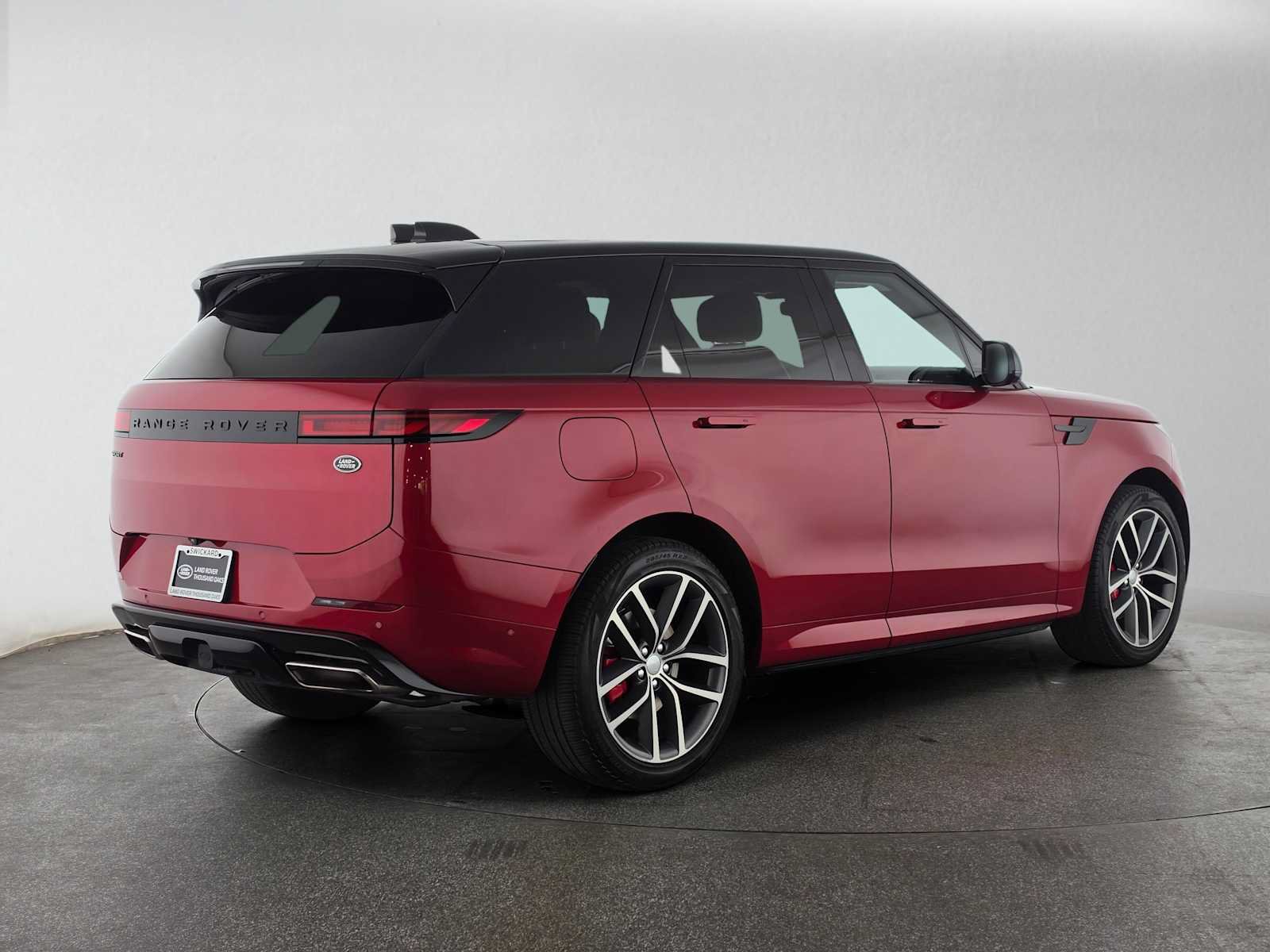 Used 2023 Land Rover Range Rover Sport SE Dynamic AWD/4WD image 5