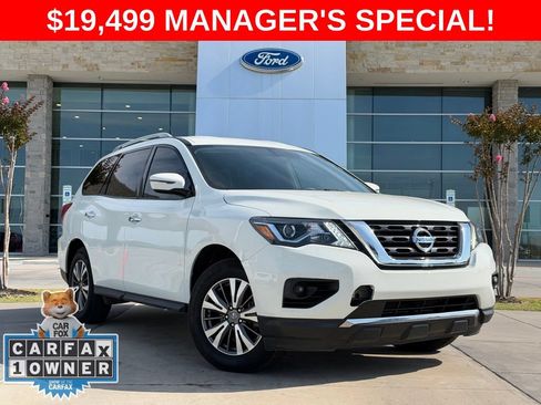 Used 2020 Nissan Pathfinder S AWD/4WD image 1