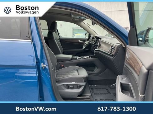 Used 2026 Volkswagen Atlas SEL Premium R-Line image 11