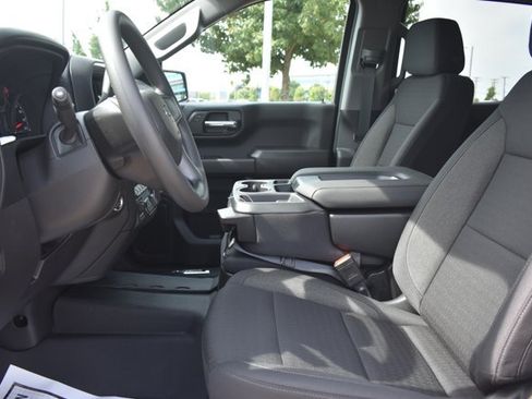 New 2026 Chevrolet Silverado 1500 Custom Trail Boss w/ LPO, Dark Essentials Package AWD/4WD image 18