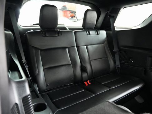Used 2020 Ford Explorer Limited image 37