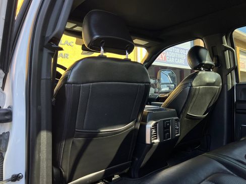 Used 2017 Ford F350 Platinum w/ Platinum Ultimate Package image 36