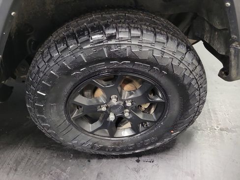 Used 2021 Jeep Wrangler Sport AWD/4WD image 12