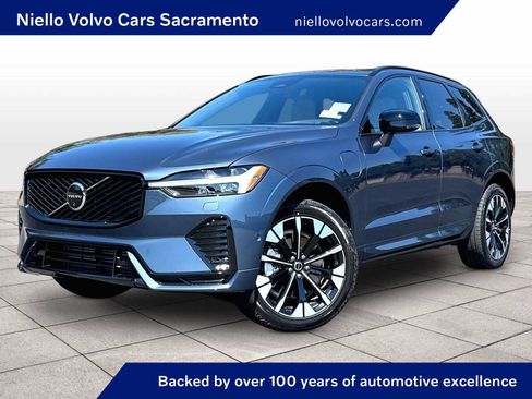 Used 2026 Volvo XC60 T8 Plus w/ Protection Package Premier AWD/4WD image 1