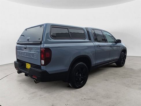 Used 2024 Honda Ridgeline Black Edition image 5