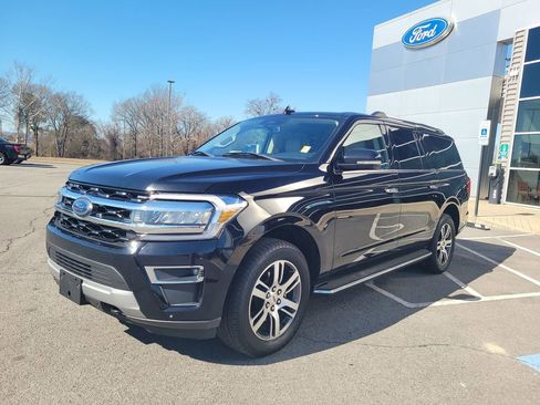 Used 2022 Ford Expedition Max Limited image 7
