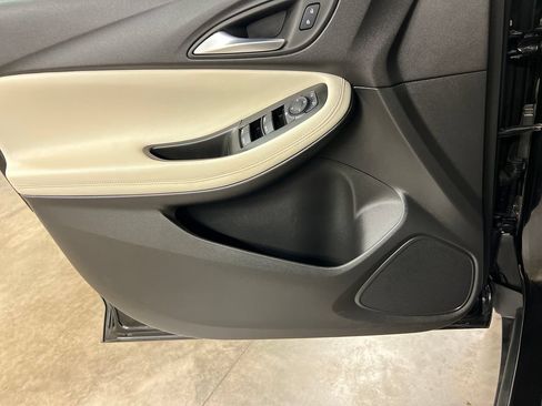 Certified 2024 Buick Encore GX Preferred FWD image 21