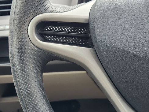 Used 2011 Honda Civic LX image 27