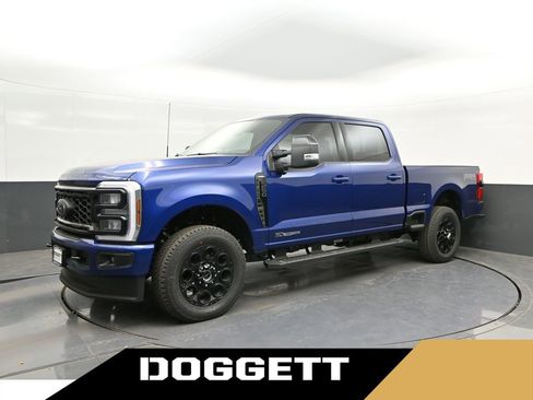 New 2026 Ford F250 Lariat w/ Black Appearance Package AWD/4WD image 1