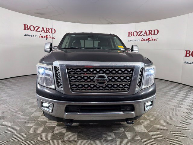 Used 2018 Nissan Titan SL w/ Chrome Package AWD/4WD image 2
