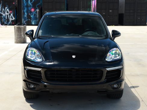 Used 2016 Porsche Cayenne Diesel AWD/4WD image 22