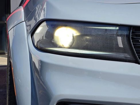 Used 2022 Dodge Charger SRT Hellcat w/ Harman/Kardon Audio Group image 18