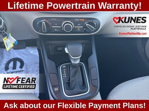 Used 2025 Kia Soul LX image 25